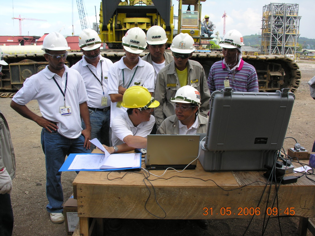 Training and consultation on hand during weighing